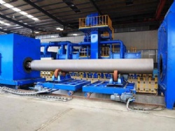 Pipe inner blasting machine